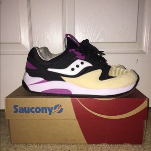 saucony gaio